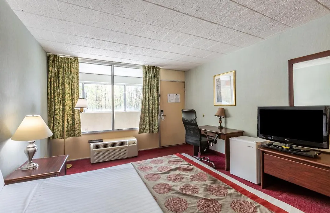 Red Carpet Inn & Suites-1