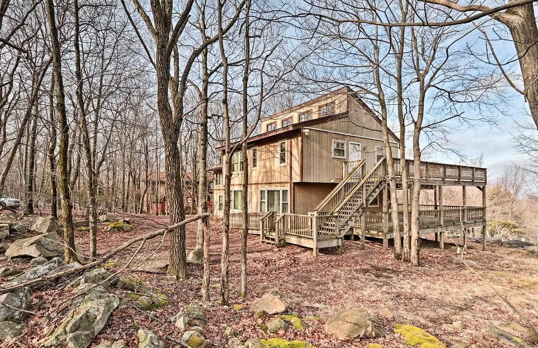 Pet-Friendly Home Deck, Bbq, 1 Mi To Lake Harmony-1