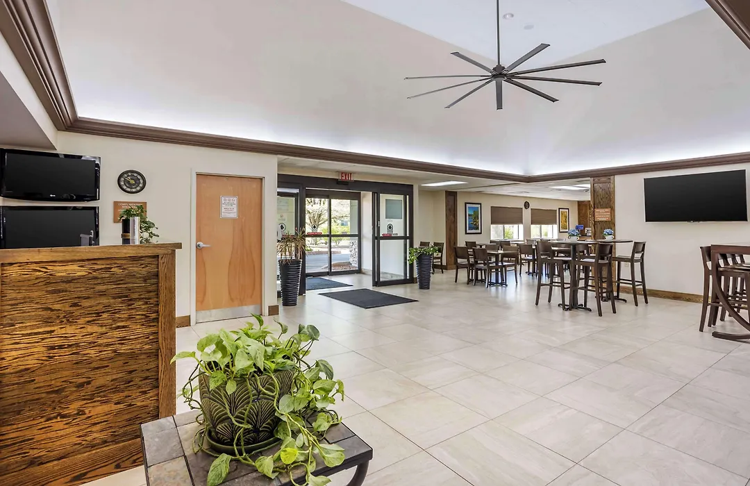Best Western Inn At Blakeslee-Pocono-1