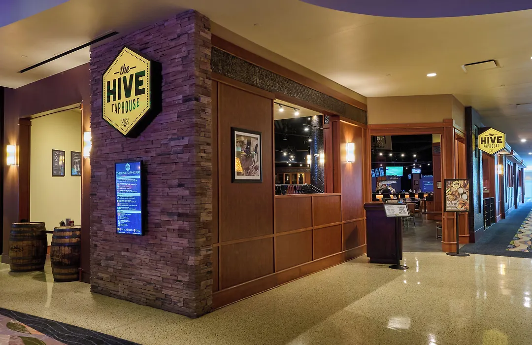 Mohegan Pennsylvania Casino Resort - Adults Only-1