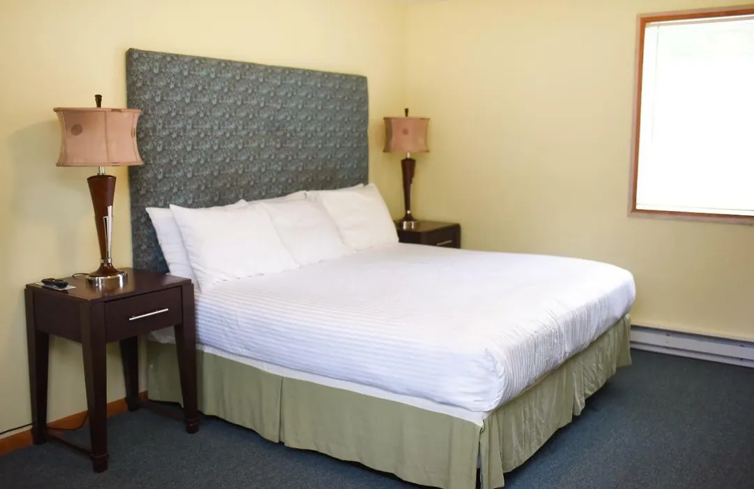 Chestnut Grove Family Resort-1