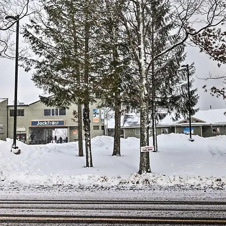 < 1 Mi To Jack Frost: Lake Harmony Townhome!-2
