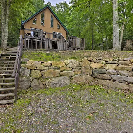 Lake Harmony Family Getaway With Deck And Grill!-2