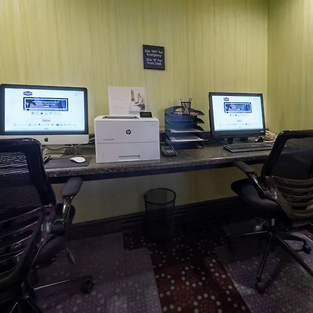 Hampton Inn Hazleton-2
