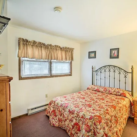Lake Harmony Haven With Private Hot Tub 3 Mi To Ski-2