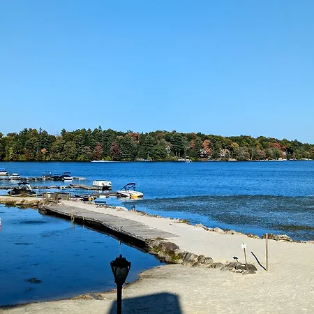 The Lodge Luxury Resort At Lake Harmony-3