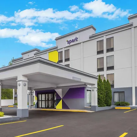 Spark By Hilton Clarks Summit-2