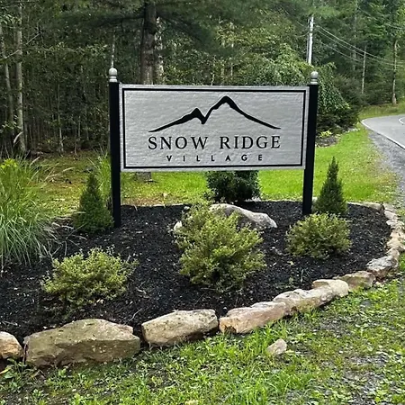 Stay On Jack Frost Mountain! Wooded Getaway-3