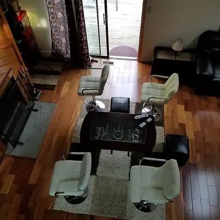 Nice Cozy Townhouse-2