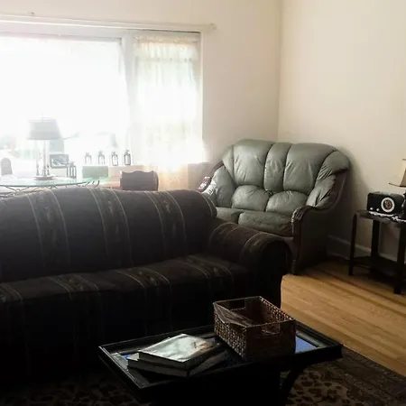 Maurrocks - A Pocono Mountains B&B-2
