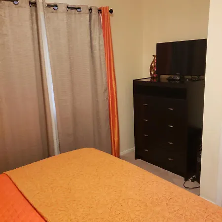 Nice Cozy Townhouse-3